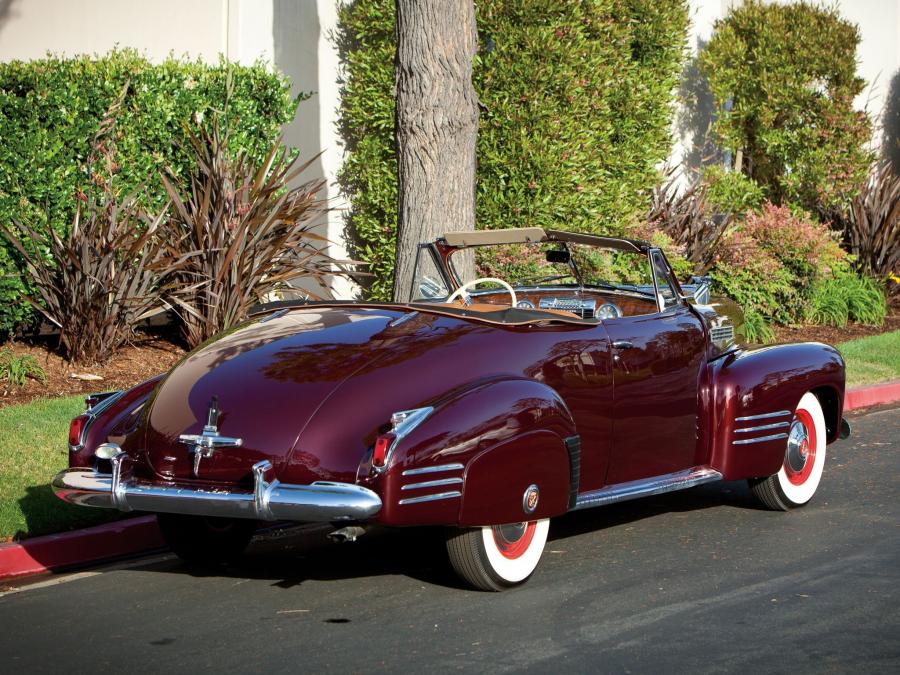  Cadillac Sixty-Two Convertible Coupe 1941 года  (фото 3 из 26)